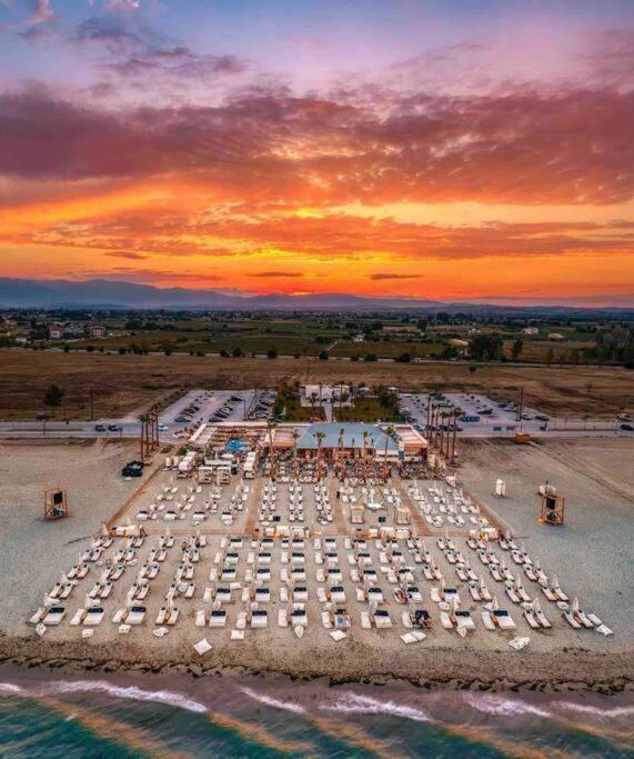 Eden Suite Paralia Екстер'єр фото