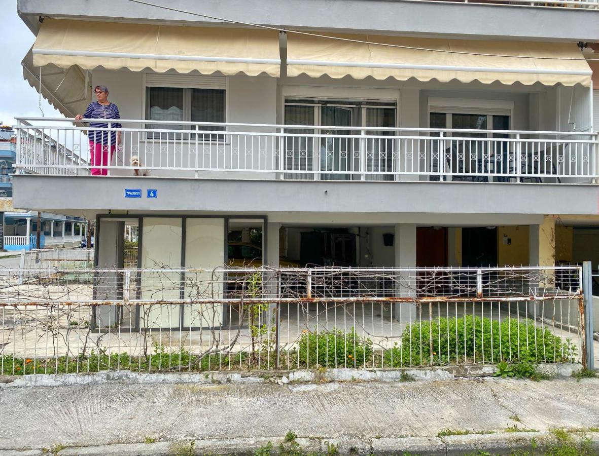 Eden Suite Paralia Екстер'єр фото