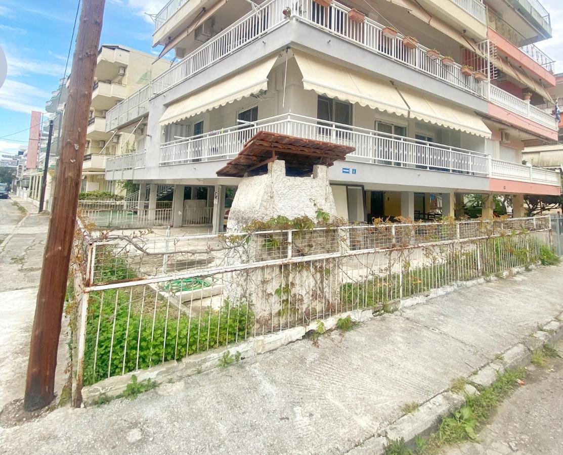 Eden Suite Paralia Екстер'єр фото